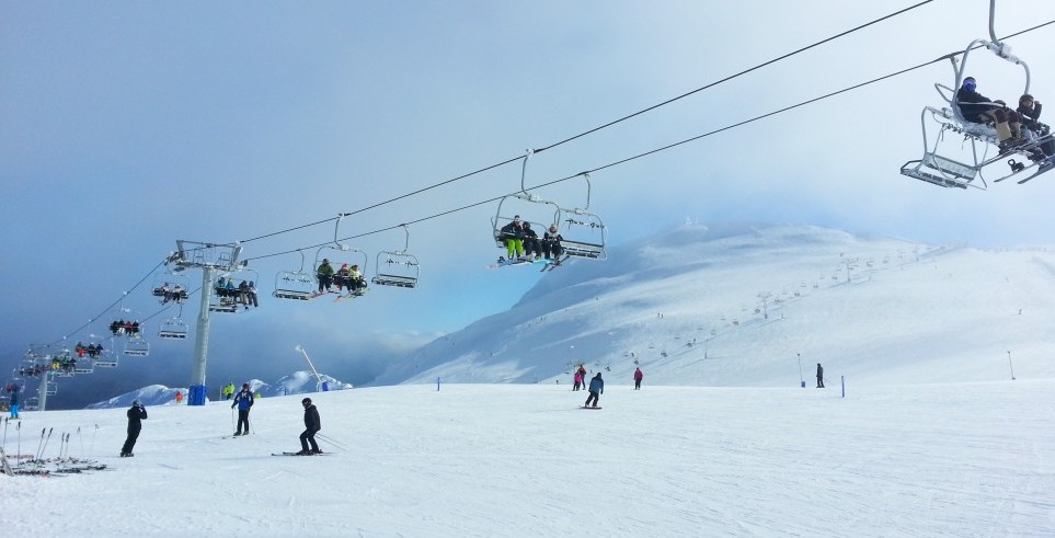 a day at the snow with high country tours